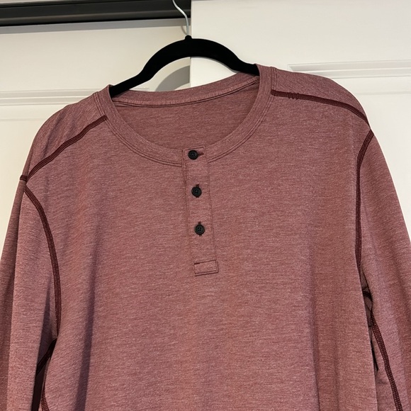 Lululemon- Henley Large - Picture 2 of 4